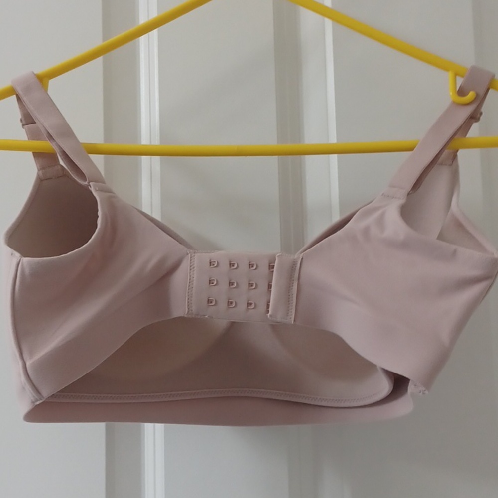 Like NEW bra - Picture 2 of 3